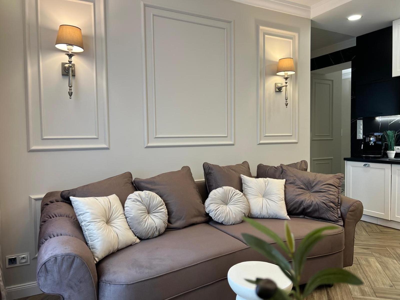 Family & Business Sauna Apartments Plac Wolnosci Centrum Downtow, - Piekny Apartament - 5 Bedroom With Private Sauna, Bath With Hydromassage, Parking, Catering Options Kielce Exterior foto